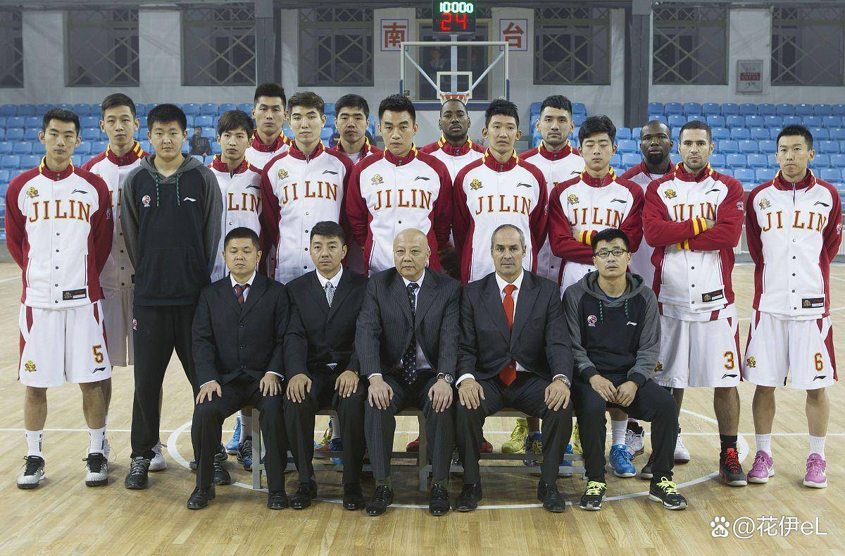 开云网页包含北京首钢发布备战花絮；今晨造点机会；NBA总决赛任务艰巨；训练强度明显提升的词条