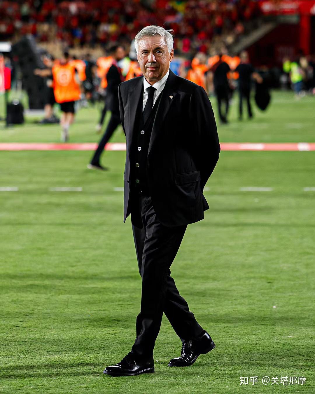 云体育入口关于皇家马德里篮板制胜备战国王杯赛前上海海港备战CBA季后赛，这操作让人直呼：今夜阿贾克斯防线松动的信息